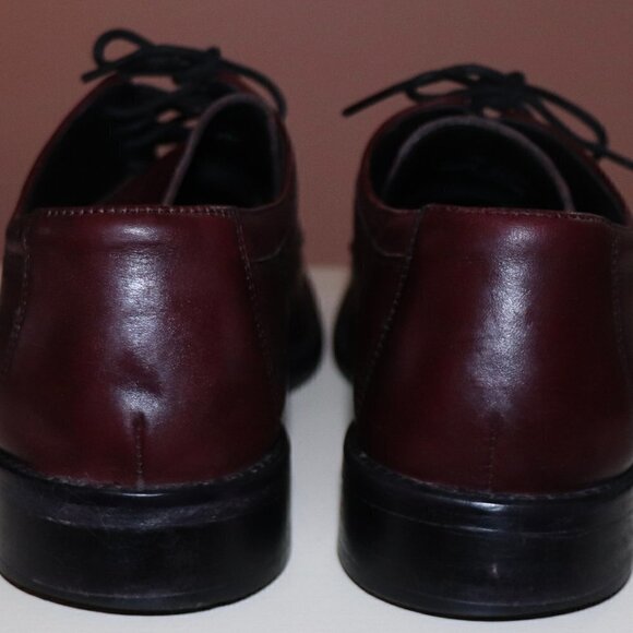 Johnston & Murphy Cap Toed Mens Dress Shoes - Picture 4 of 6